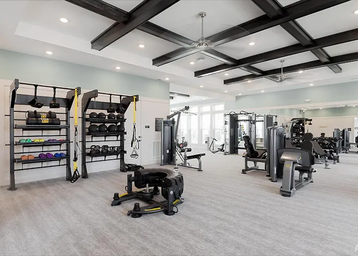Complete Sleek Modern Apartment 10 Min To Parks Pets Allowed, Resort-Style Amenities